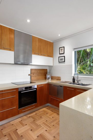 4-81 Hastings 12